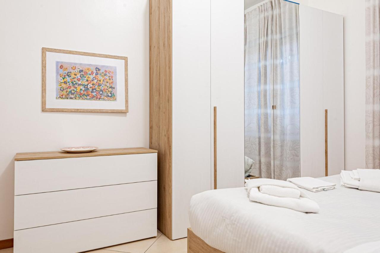 Bnbutler - Pellegrino Rossi, 42 - Ampio E Comodo Per 5 Milan Exterior photo
