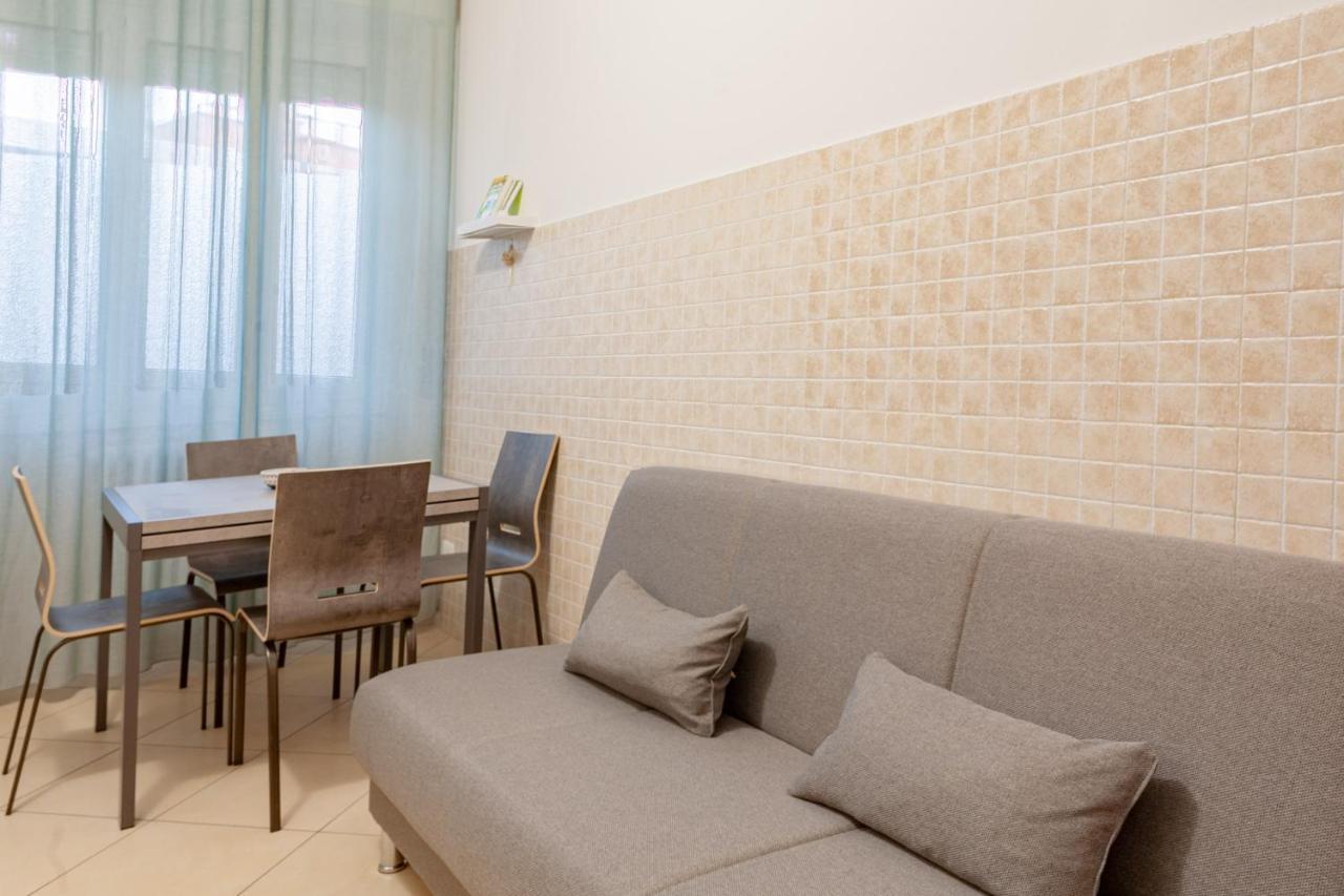 Bnbutler - Pellegrino Rossi, 42 - Ampio E Comodo Per 5 Milan Exterior photo